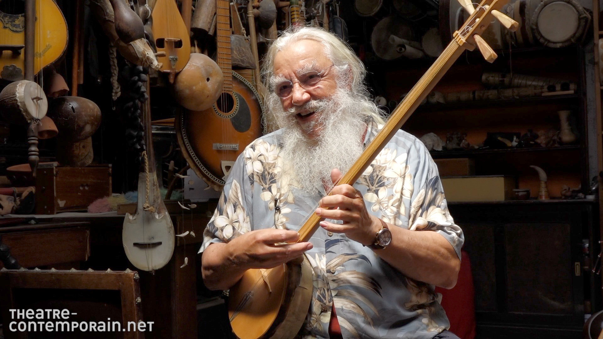 Vidéo Jean-Jacques Lemêtre, "L’Île d’Or" / Peux-tu nous montrer un ou deux instruments de cette création ?