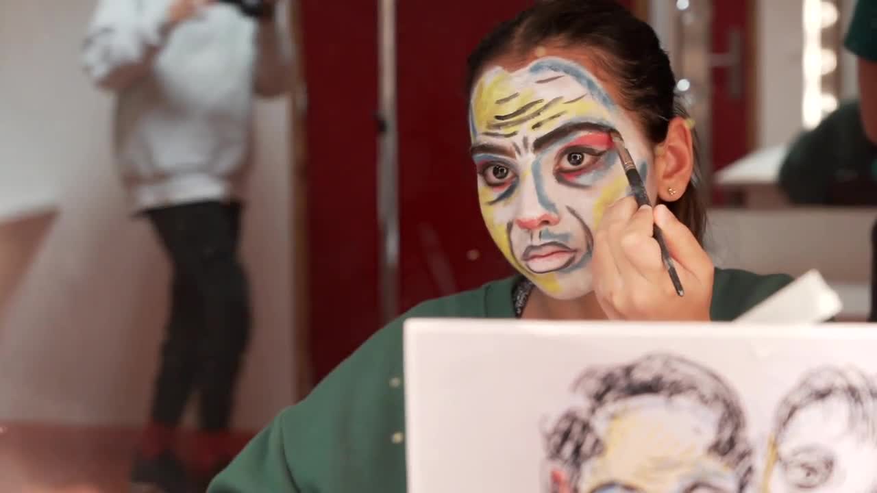 Vidéo Jeunes reporters culture - Atelier maquillage